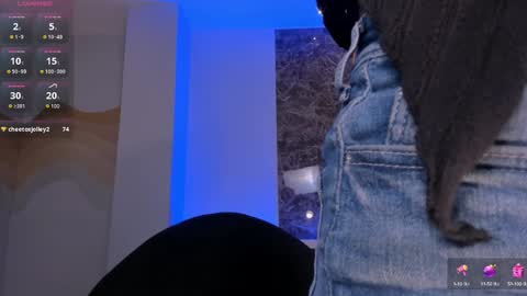  AILEEN VEGA  online show from December 6, 7:23 pm