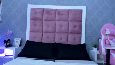 Ailen online show from November 28, 12:30 pm