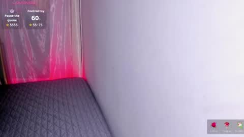 Snapshot of aili_queen chatting on July 17, 1:07 pm Catalina online show from July 17, 1:07 pm