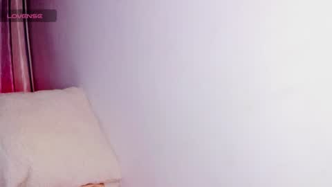 Snapshot of aili_queen chatting on July 30, 1:54 pm Catalina online show from July 30, 1:54 pm