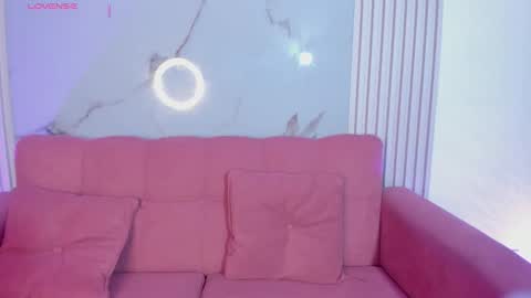 Snapshot of ailynblaze chatting on October 10, 6:56 am Ailyn online show from October 10, 6:56 am