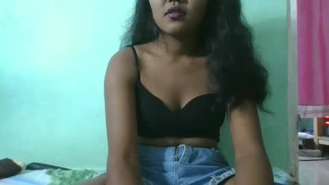 Snapshot of aimeamour chatting on March 2, 11:18 am aimeamour online show from March 2, 11:18 am