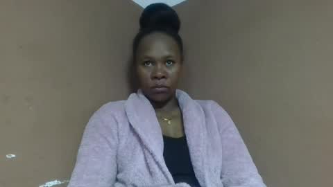 aimee982179 online show from July 18, 2:05 am