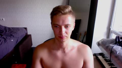 Snapshot of aintwefunkin chatting on May 7, 3:17 pm free your mind and your ass will follow online show from May 7, 3:17 pm