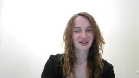 Snapshot of ainyrvixxen chatting on July 2, 9:43 pm AinyrVixxen online show from July 2, 9:43 pm