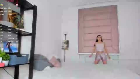 Alice online show from October 10, 12:04 pm