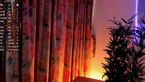 Aisha online show from March 1, 5:49 pm