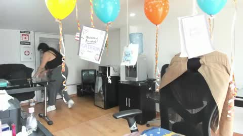 Snapshot of aisha_latina chatting on June 3, 2:33 pm Katie online show from June 3, 2:33 pm