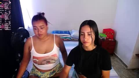 aisha_stacey0410 online show from November 8, 6:40 pm