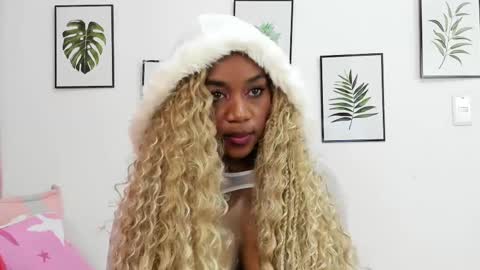 Aisha online show from March 4, 3:26 pm
