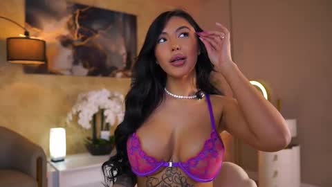 Maddy online show from November 5, 6:52 pm