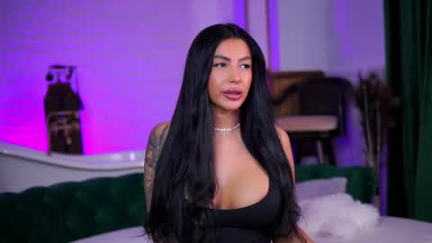 Maddy online show from November 20, 7:35 pm