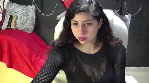 Snapshot of aishaahott chatting on November 13, 1:21 pm aishaahott online show from November 13, 1:21 pm