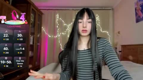 Aisha online show from January 16, 7:40 pm