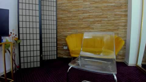 Aisha online show from November 13, 5:39 am