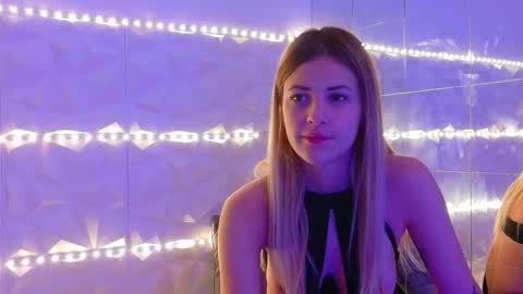 Aisha online show from October 9, 5:38 am