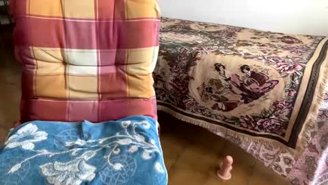 Snapshot of aitaly3810 chatting on October 4, 9:40 am Italianmixedboy online show from October 4, 9:40 am