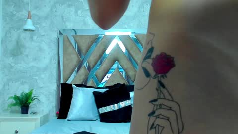 Snapshot of aitana_baker_ chatting on December 5, 10:12 am little aitana online show from December 5, 10:12 am