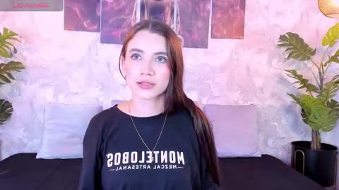 Snapshot of aitana_baker_ chatting on October 20, 7:36 pm little aitana online show from October 20, 7:36 pm