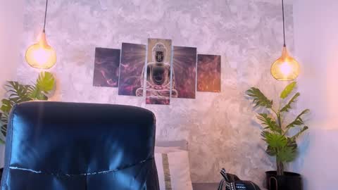 Snapshot of aitana_baker_ chatting on December 15, 7:07 pm little aitana online show from December 15, 7:07 pm