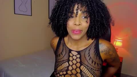 Aitana Brown online show from November 28, 9:39 pm