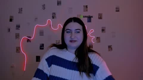 Snapshot of aiva_velvet chatting on February 6, 11:08 pm aiva_velvet online show from February 6, 11:08 pm