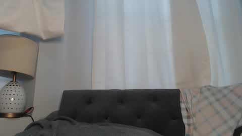 Snapshot of aj180 chatting on April 23, 11:29 pm Amy Jeaux Johnson online show from April 23, 11:29 pm