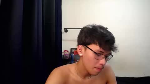 aj_daksxx online show from March 11, 2:01 pm