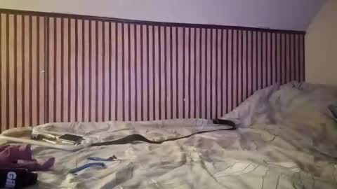 Snapshot of ajnojdek chatting on March 22, 10:35 pm ajnojdek online show from March 22, 10:35 pm