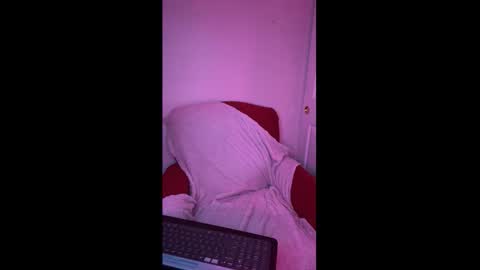 Snapshot of ajsquirts chatting on November 3, 1:51 am ajsquirts online show from November 3, 1:51 am