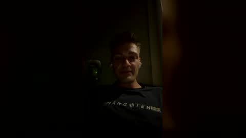 ajtrackbeast23 online show from June 24, 5:28 am
