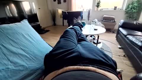 ak_2 online show from April 6, 6:14 am