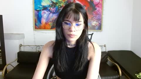 akalyy_ online show from January 15, 1:37 pm