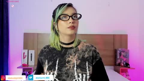 Snapshot of akatsumi_ chatting on April 23, 12:01 am Akartsumi online show from April 23, 12:01 am