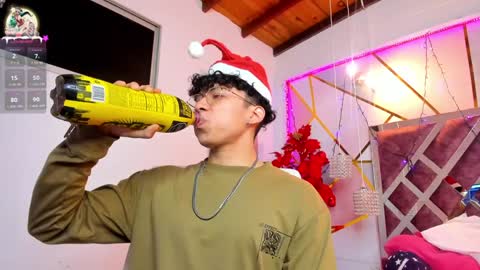 akazaboy online show from December 24, 4:11 am