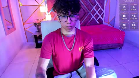 akazaboy online show from March 4, 4:17 am