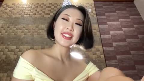 Snapshot of akemi_jp chatting on December 14, 6:41 pm Akemi online show from December 14, 6:41 pm