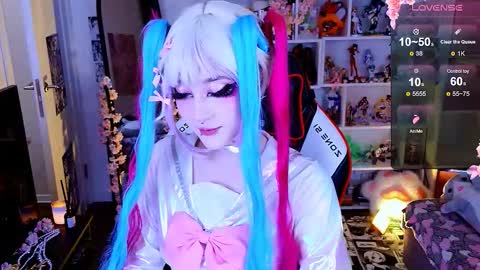 Aki online show from March 28, 10:42 pm