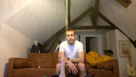 akila online show from December 14, 3:29 am