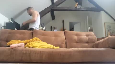 akila online show from February 6, 9:11 am