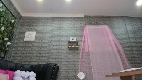 Snapshot of akimmidoll chatting on November 25, 1:33 pm Akimmidoll GMT-5 0630 -1330 online show from November 25, 1:33 pm