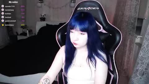 akirahartyx online show from October 25, 3:07 pm