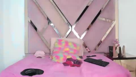 akiraht online show from October 25, 9:09 pm