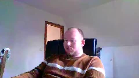Snapshot of akuma079 chatting on February 27, 7:41 am akuma079 online show from February 27, 7:41 am