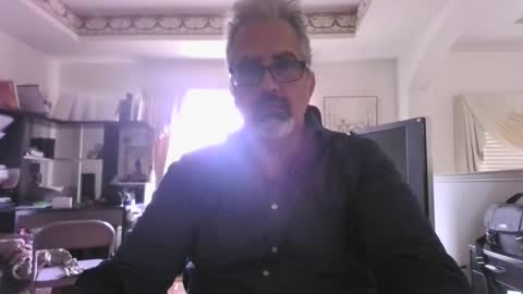 aladdin31673 online show from December 21, 5:20 pm