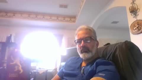 aladdin31673 online show from March 3, 11:54 pm