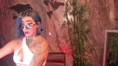 ALAHIA online show from March 23, 5:17 pm