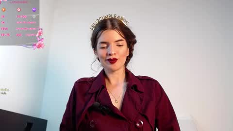 Snapshot of alahia_sky chatting on November 6, 10:05 am online show from November 6, 10:05 am