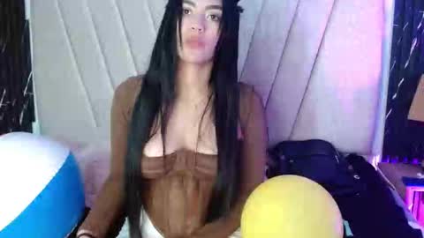 Alahia sweet official online show from October 8, 9:23 pm