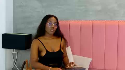 alaia_colins online show from March 21, 11:41 pm